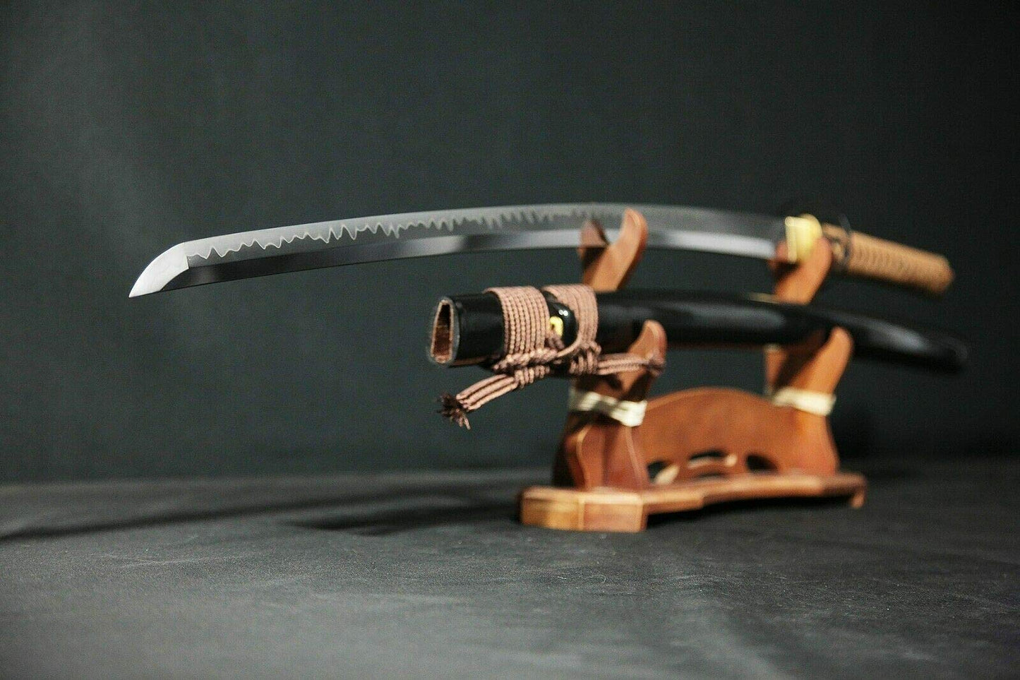 GLW Sword Hand Forged Katana Japanese Samurai Sword MM557 Clay Tempered Super Folding Steel Hardness Close 60 Modern 3A