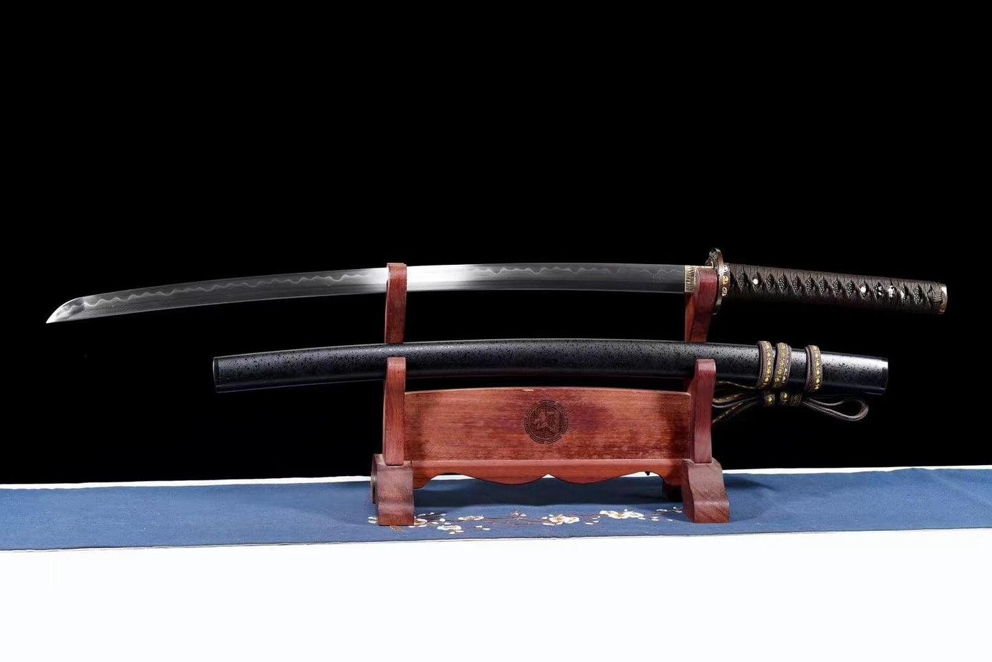 Patterned Steel,Handmade Forged,High Temperature Hardened,Japanese Katana,40.6" is Outdoor Sports,Defense,Martial Arts Training,Decoration,Collection,Gifts for Your Family and Friends,Best Item